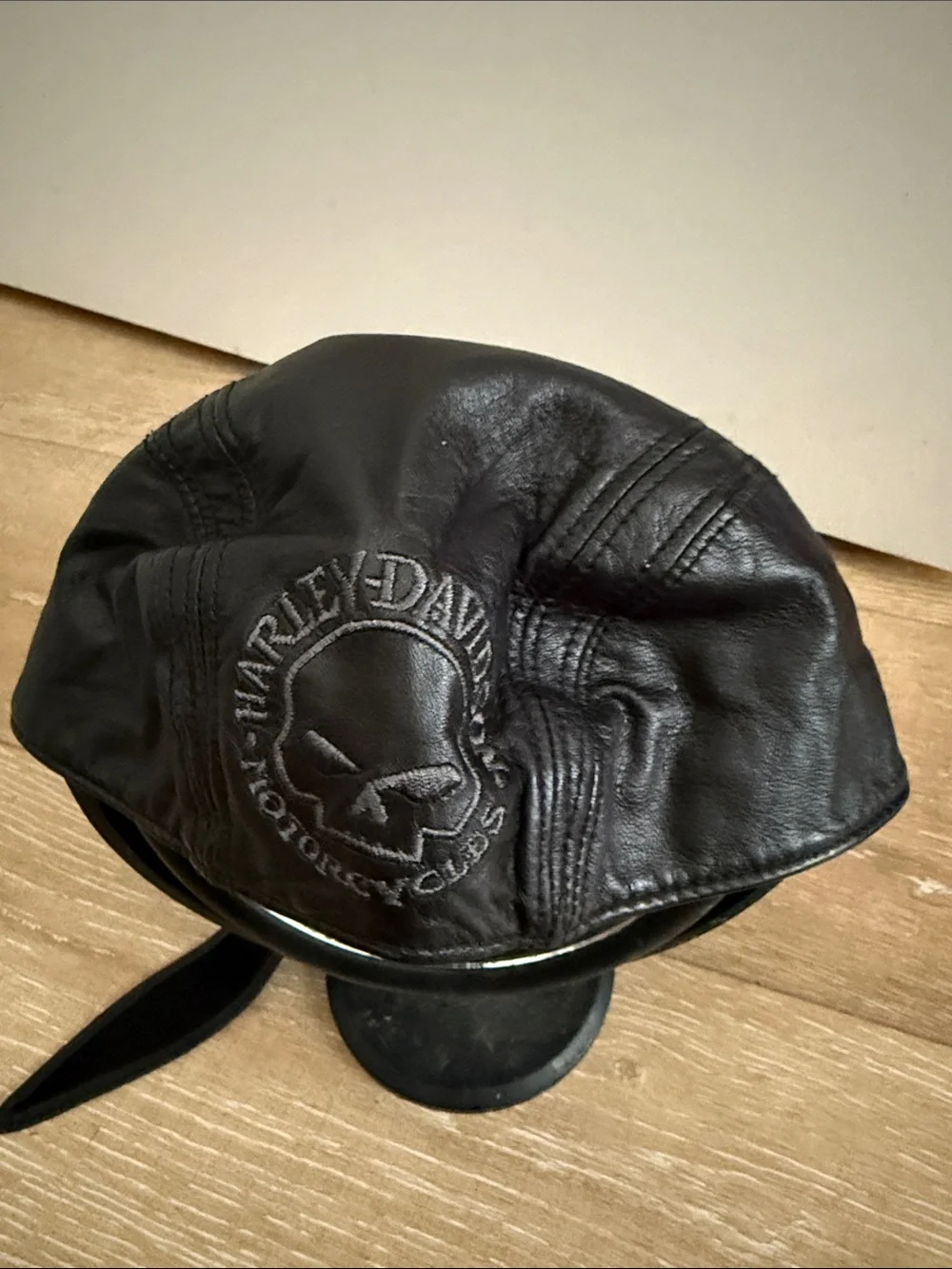 Harley-Davidson Black Leather Captain Cap with Skull Emblem - Picture 1 of 7